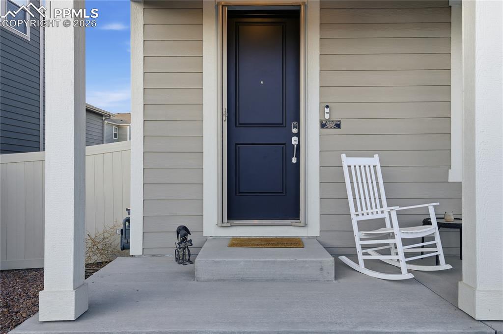 Image 5 of 37: Entry