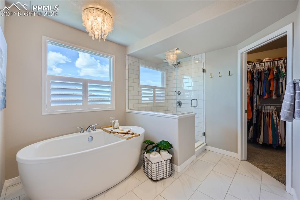 Image 26 of 50: Bathroom