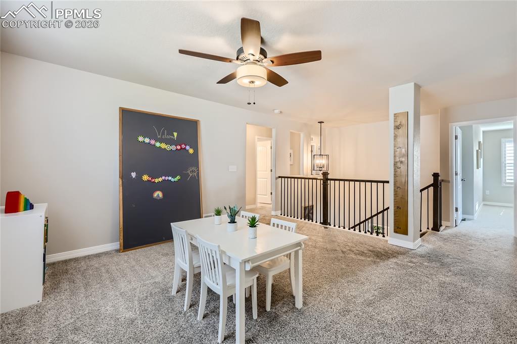 Image 29 of 50: Dining Area