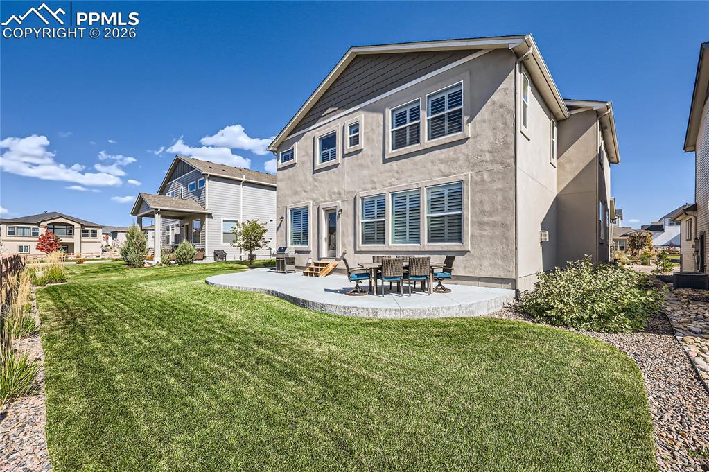 Image 46 of 50: Back of Structure