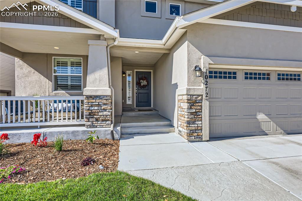 Image 5 of 50: Entry