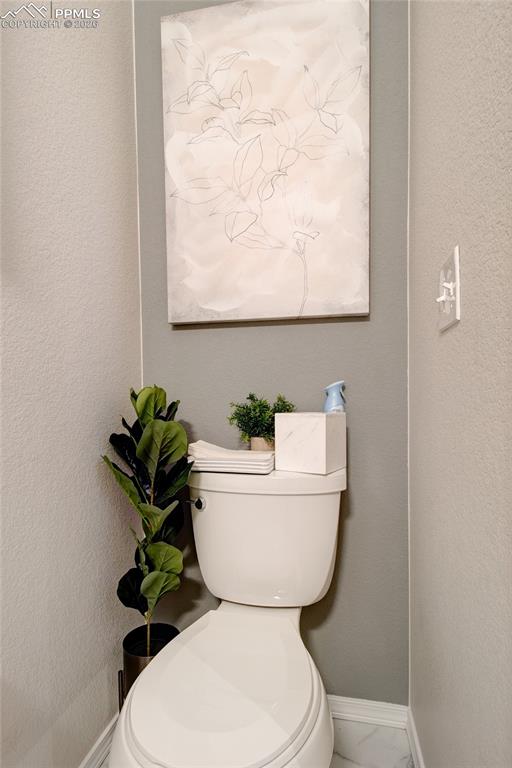 Image 15 of 35: Bathroom