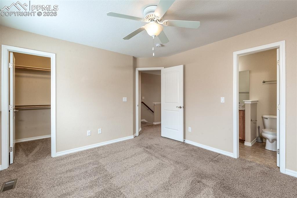 Image 35 of 49: Bedroom