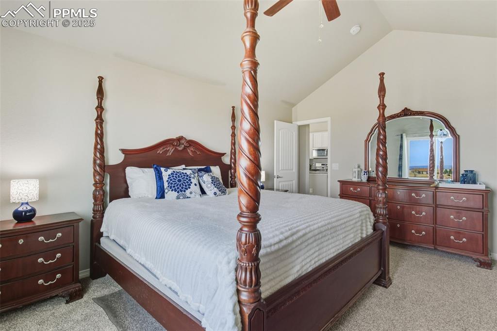 Image 21 of 48: Bedroom