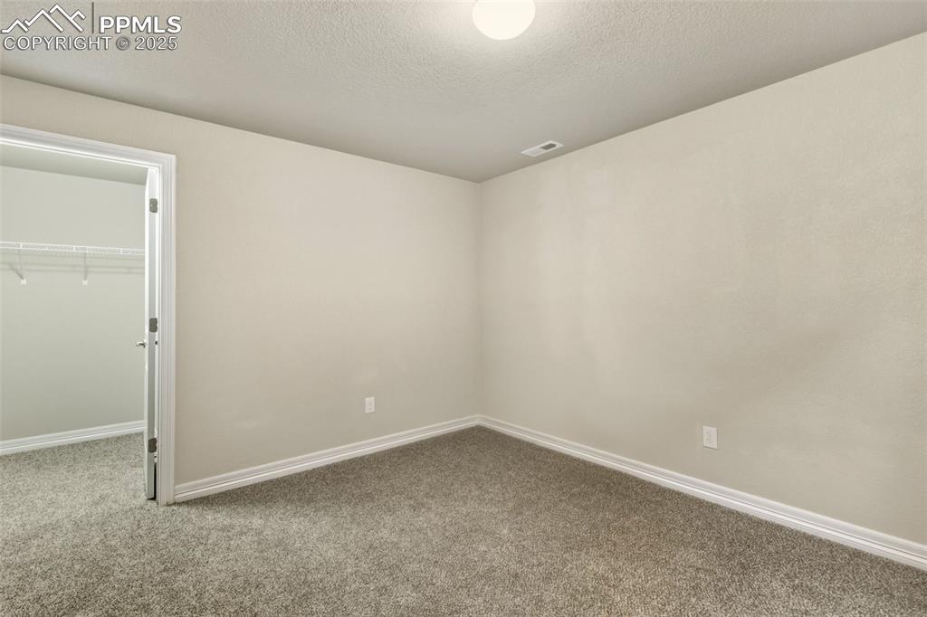 Image 41 of 48: Bedroom