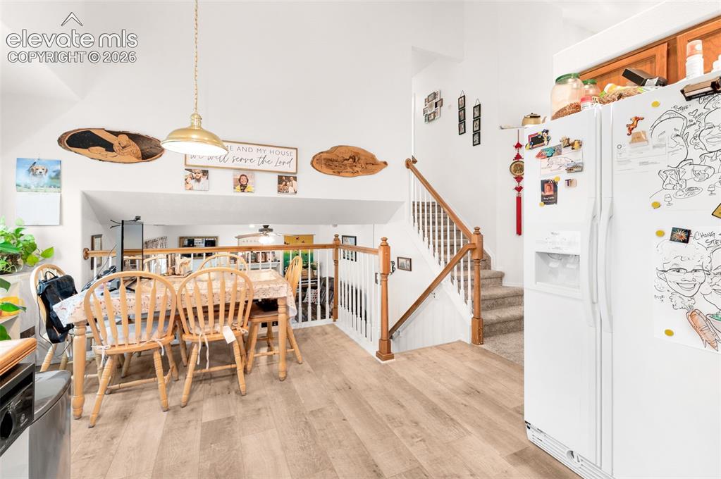Image 14 of 42: Dining area overlooks family room