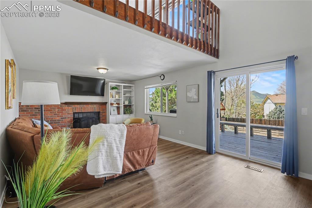 Image 17 of 49: Family Room