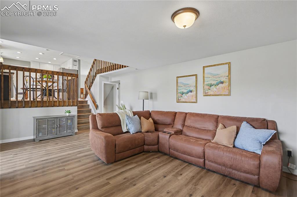 Image 19 of 49: Family Room