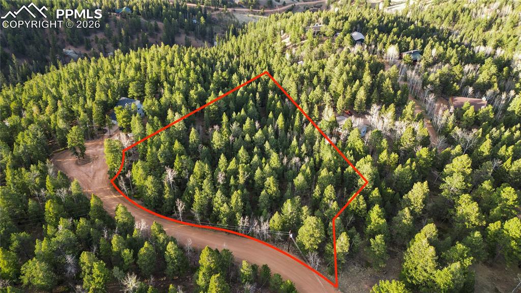 Image 14 of 23: Property Lines are Approximate and not a survey