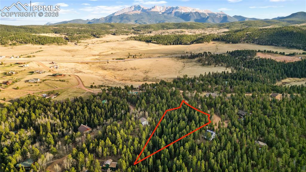 Image 8 of 23: Property Lines are Approximate and not a survey