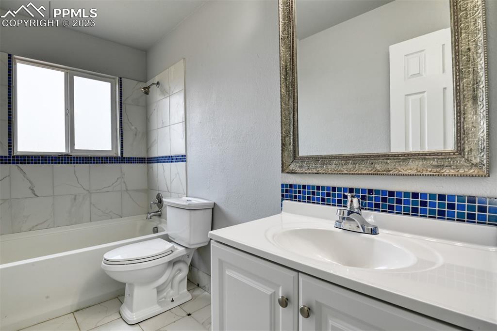 Listing 8594063, Image 15 of 34
