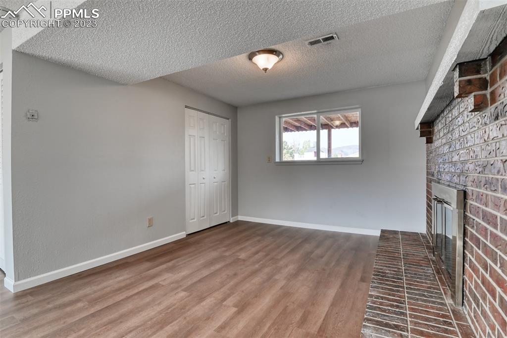 Listing 8594063, Image 19 of 34
