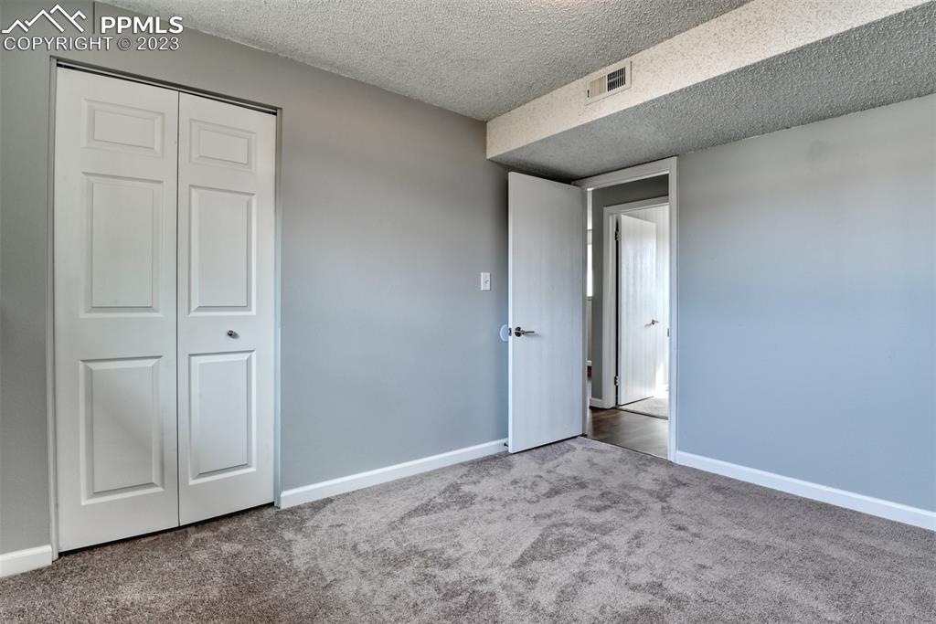 Listing 8594063, Image 27 of 34