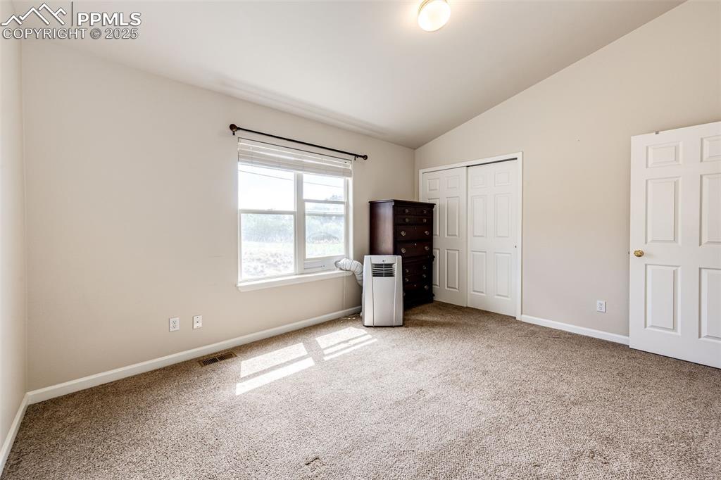 Image 20 of 34: 2nd bedroom