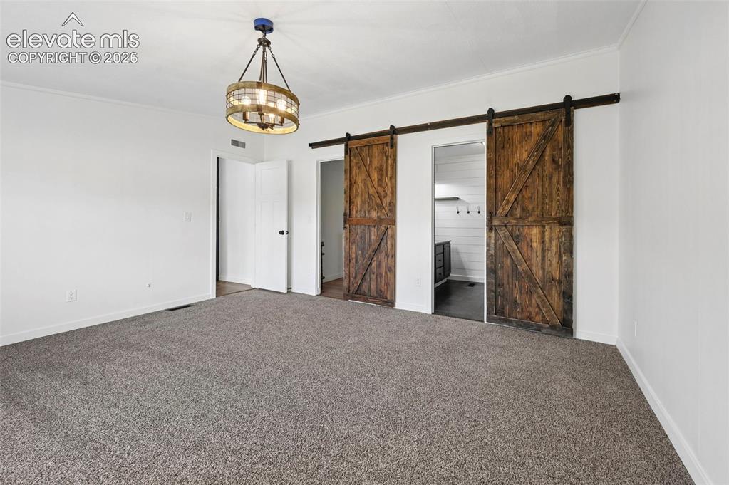 Image 21 of 44: Master Bedroom