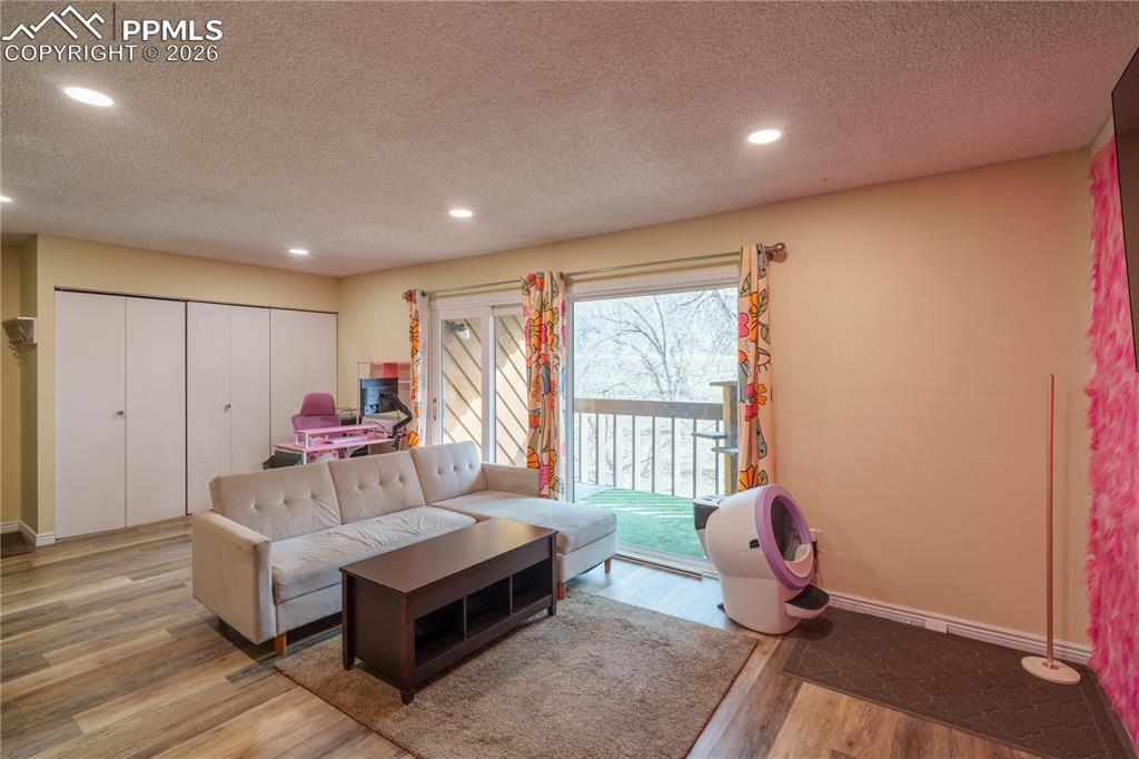 Image 3 of 13: Living Room