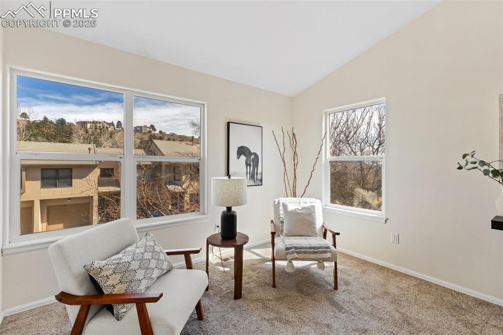 Image 31 of 35: Sitting Room