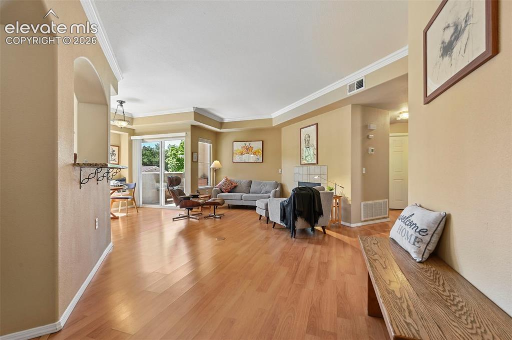 Image 4 of 37: Living Room