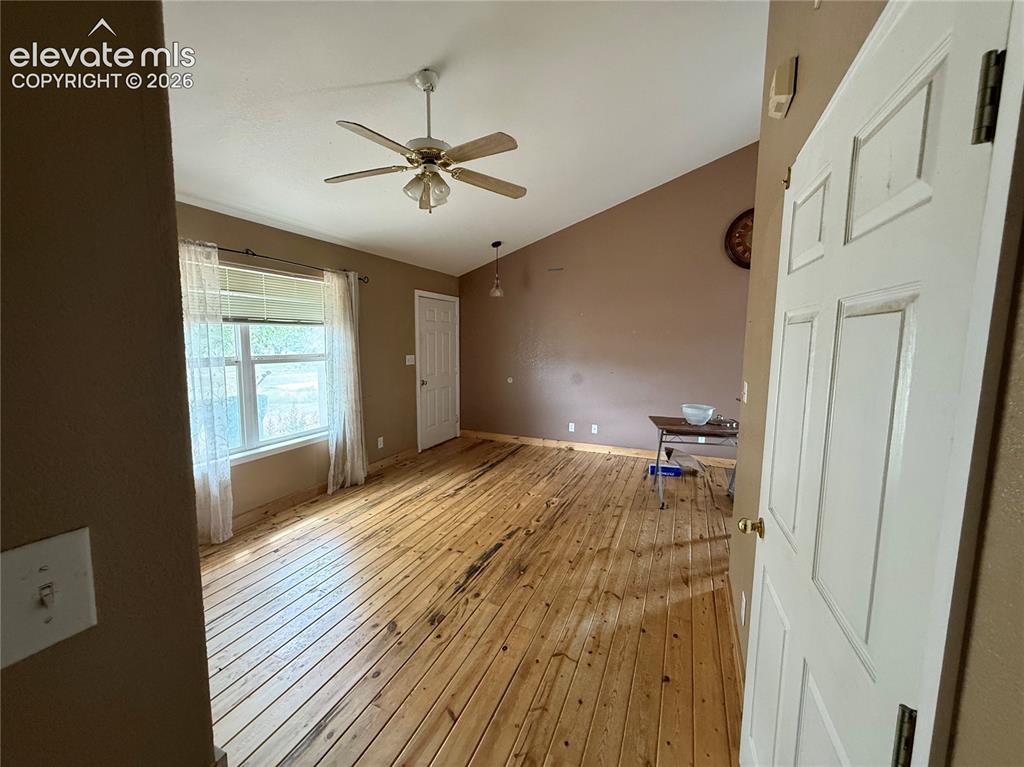 Image 20 of 20: Living Room