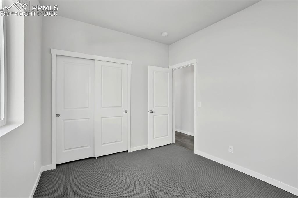 Image 10 of 28: Upper level unit