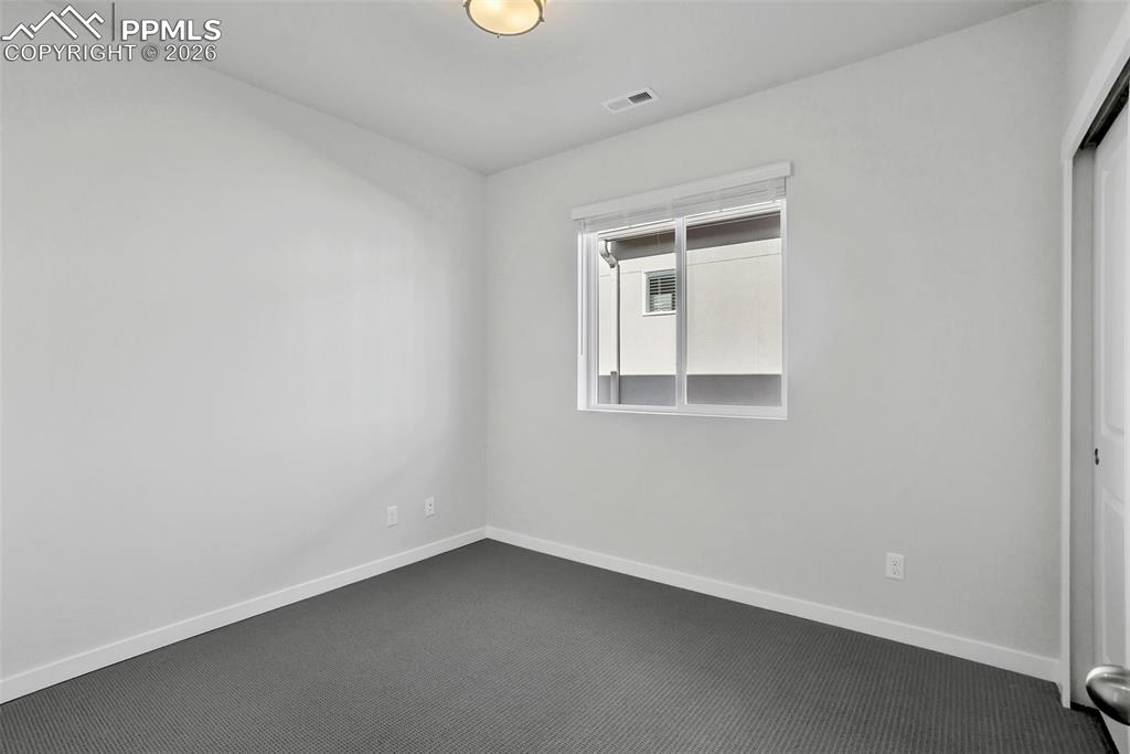 Image 9 of 28: Upper level unit