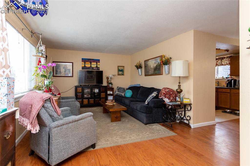 Listing 8601640, Image 4 of 37