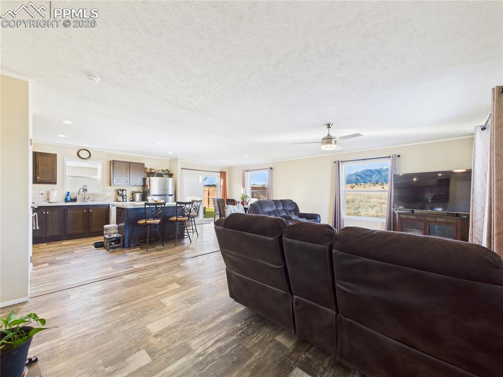 Image 6 of 39: Living Room