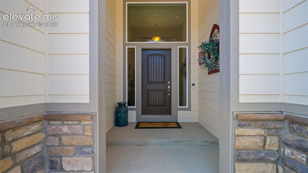 Image 4 of 41: Entry