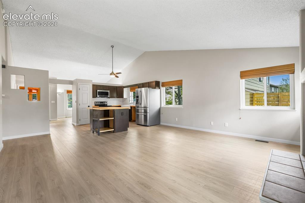Image 11 of 42: Living Room