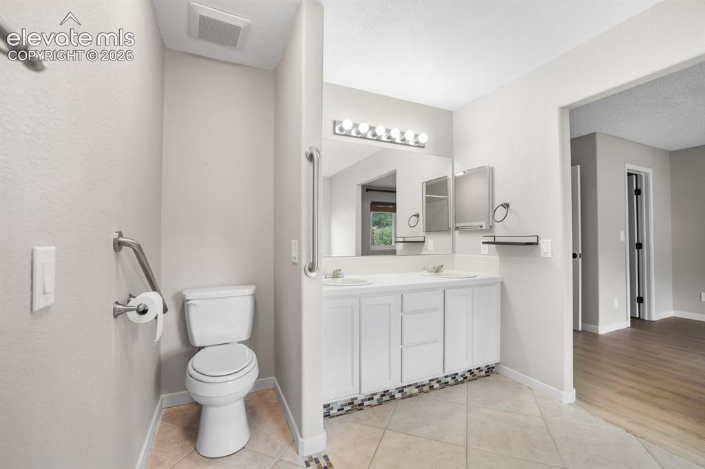Image 18 of 42: Primary Bathroom