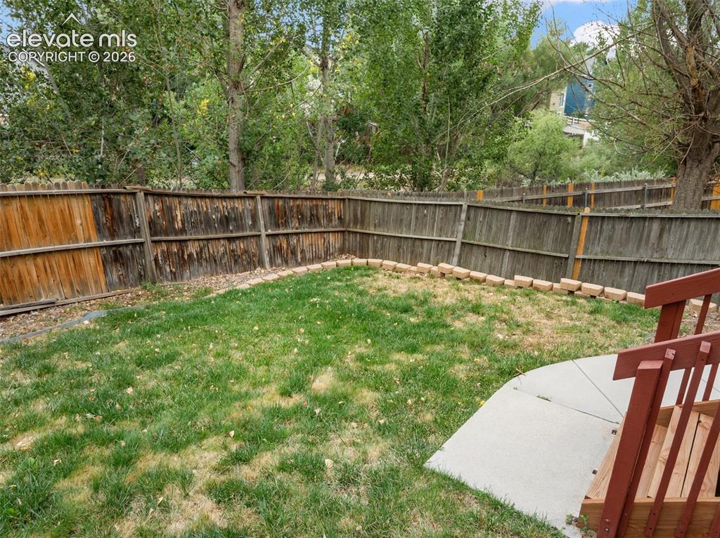 Image 50 of 50: Yard