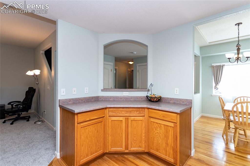 Image 10 of 35: Kitchen