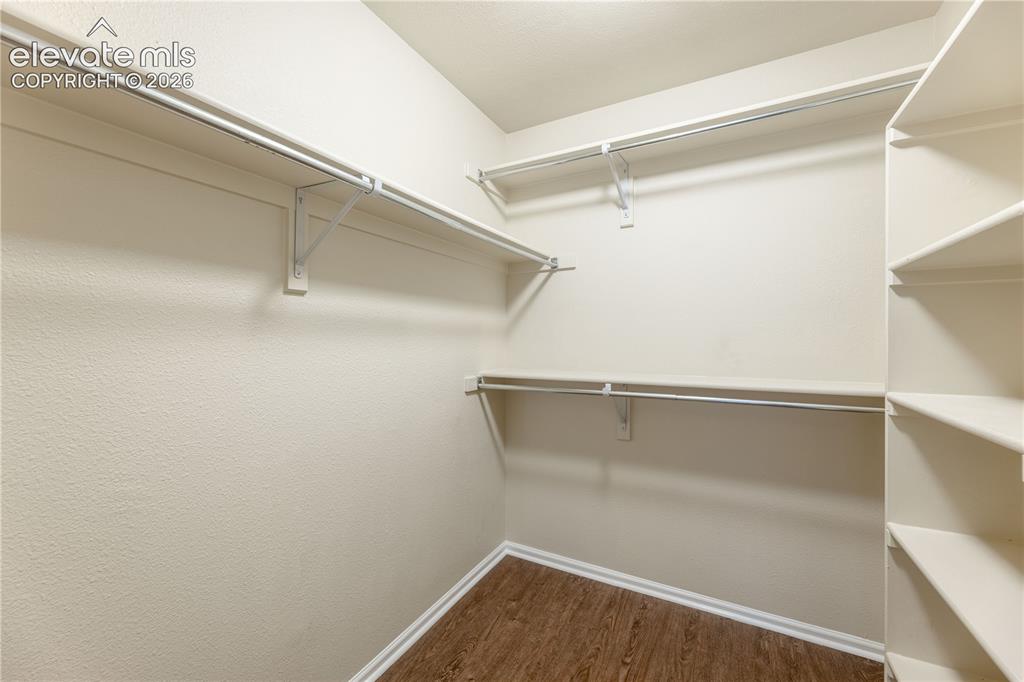 Image 17 of 23: Closet
