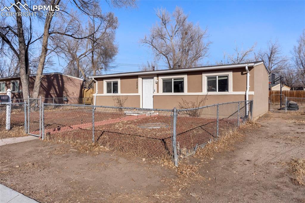 Listing 8611711, Image 2 of 15