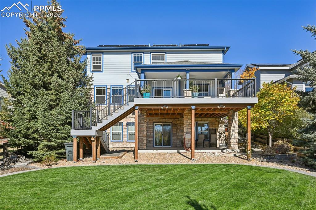 Image 3 of 49: Back of Structure