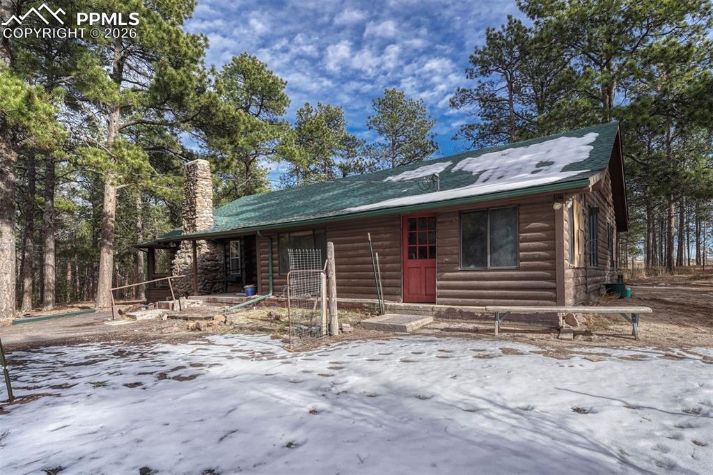 Image 9 of 49: Front of Structure