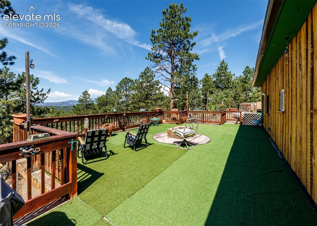 Image 12 of 50: back deck