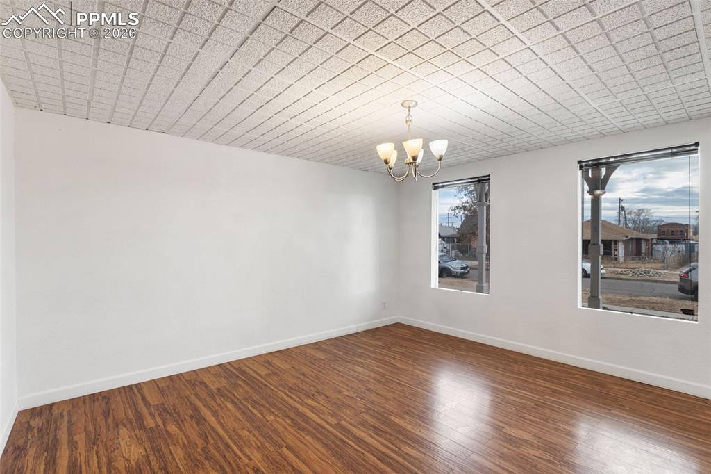 Image 10 of 37: Living Room