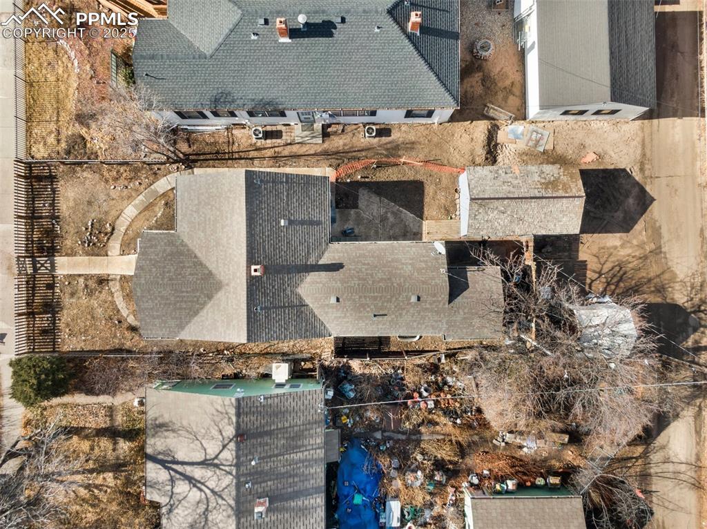 Image 18 of 22: Drone / aerial view