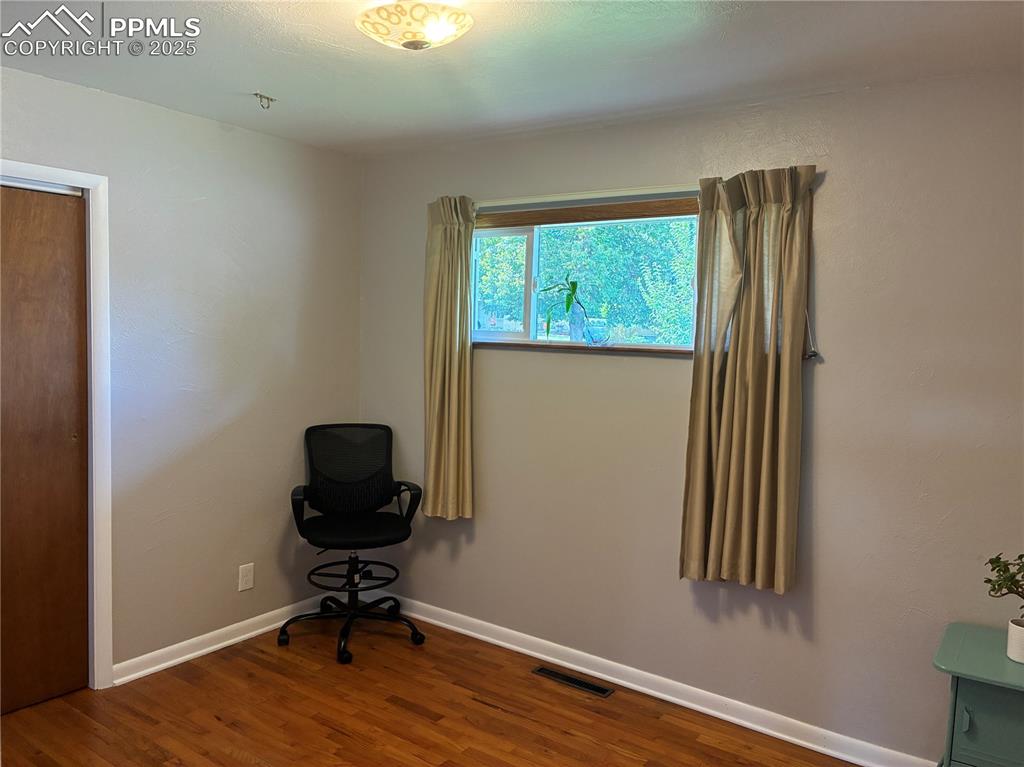 Image 15 of 39: Bedroom