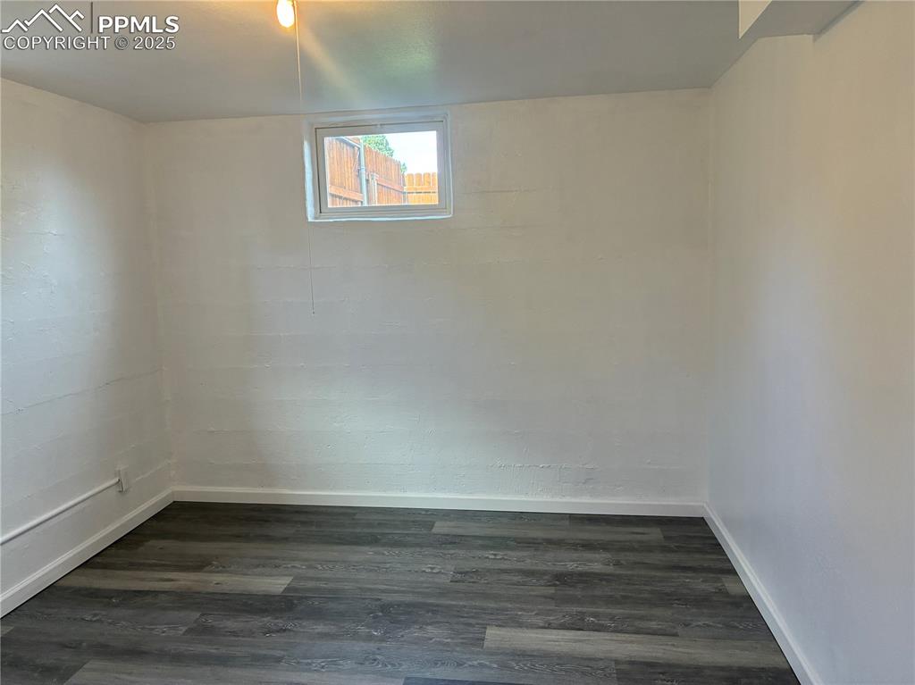 Image 31 of 39: Basement bonus room