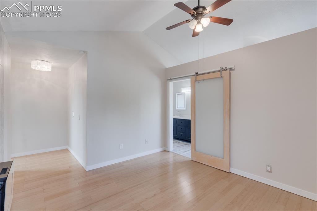 Image 20 of 44: Master Bedroom