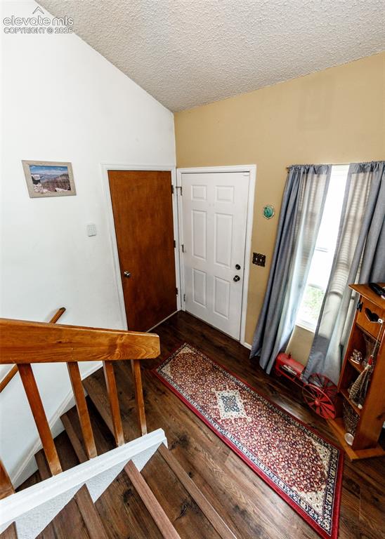 Image 13 of 47: Entry