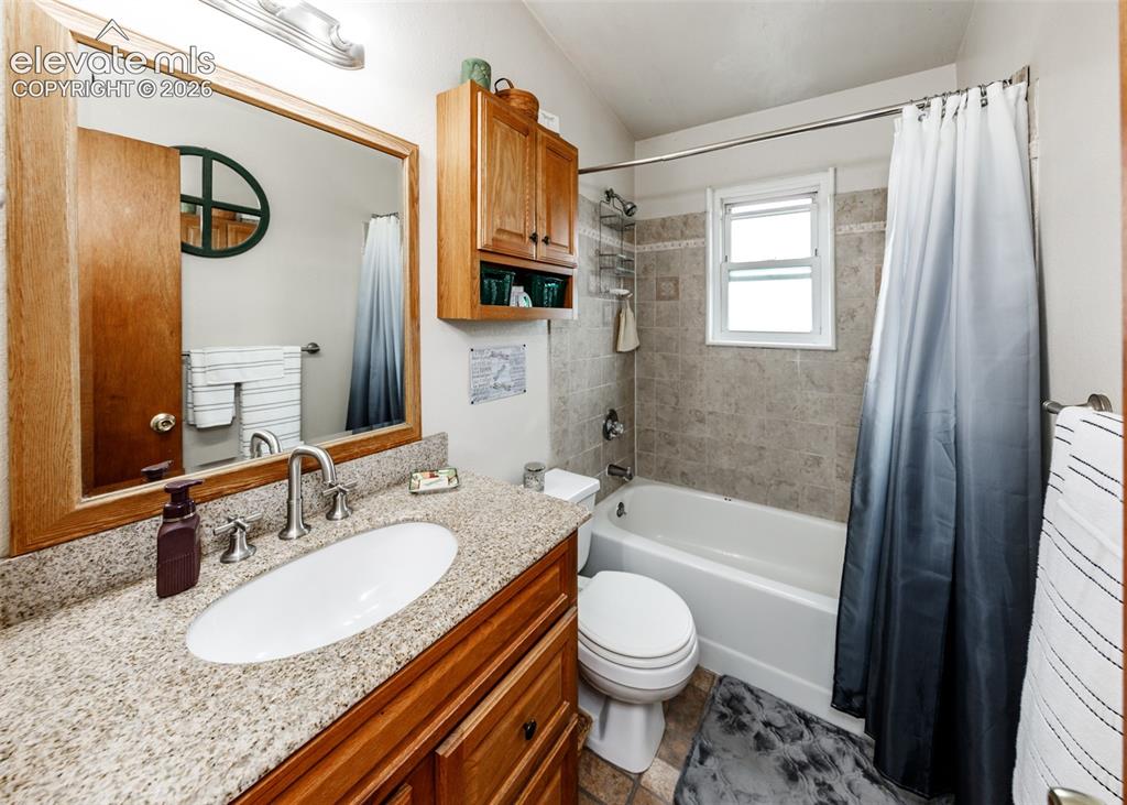 Image 25 of 47: Master Bathroom