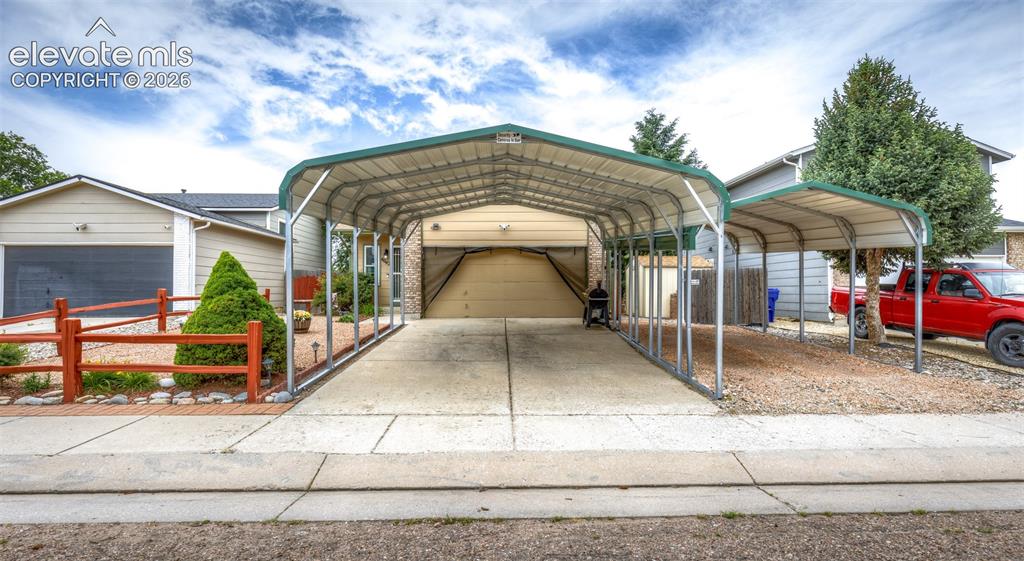 Image 3 of 47: Front of Structure