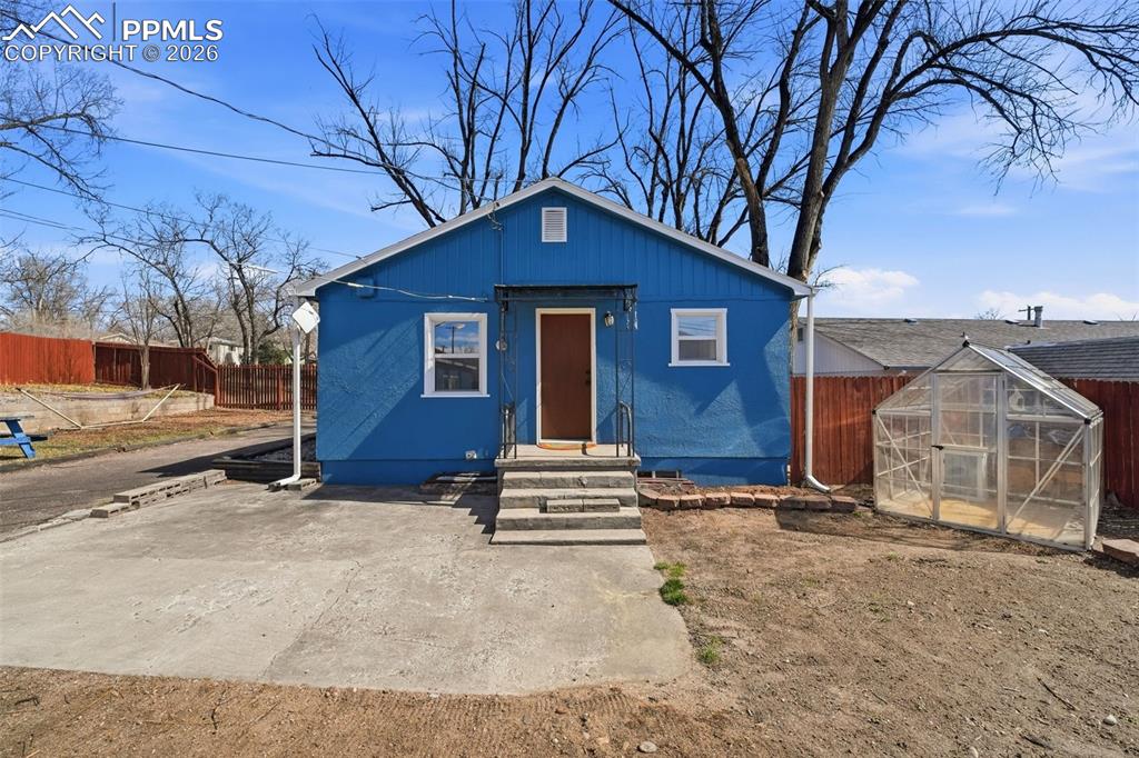 Image 33 of 50: Front of Structure