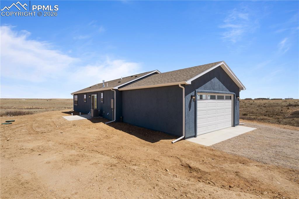 Image 34 of 37: Side of Structure