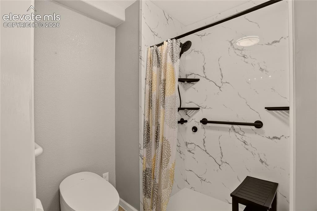 Image 39 of 46: 3/4 Jack & Jill bath.