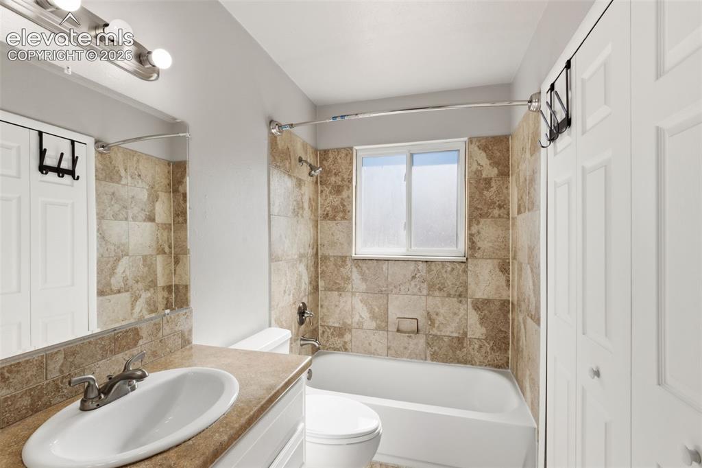 Image 14 of 35: In Full Bathroom area