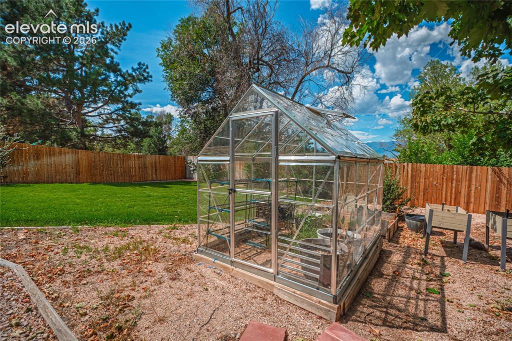 Image 38 of 46: Greenhouse